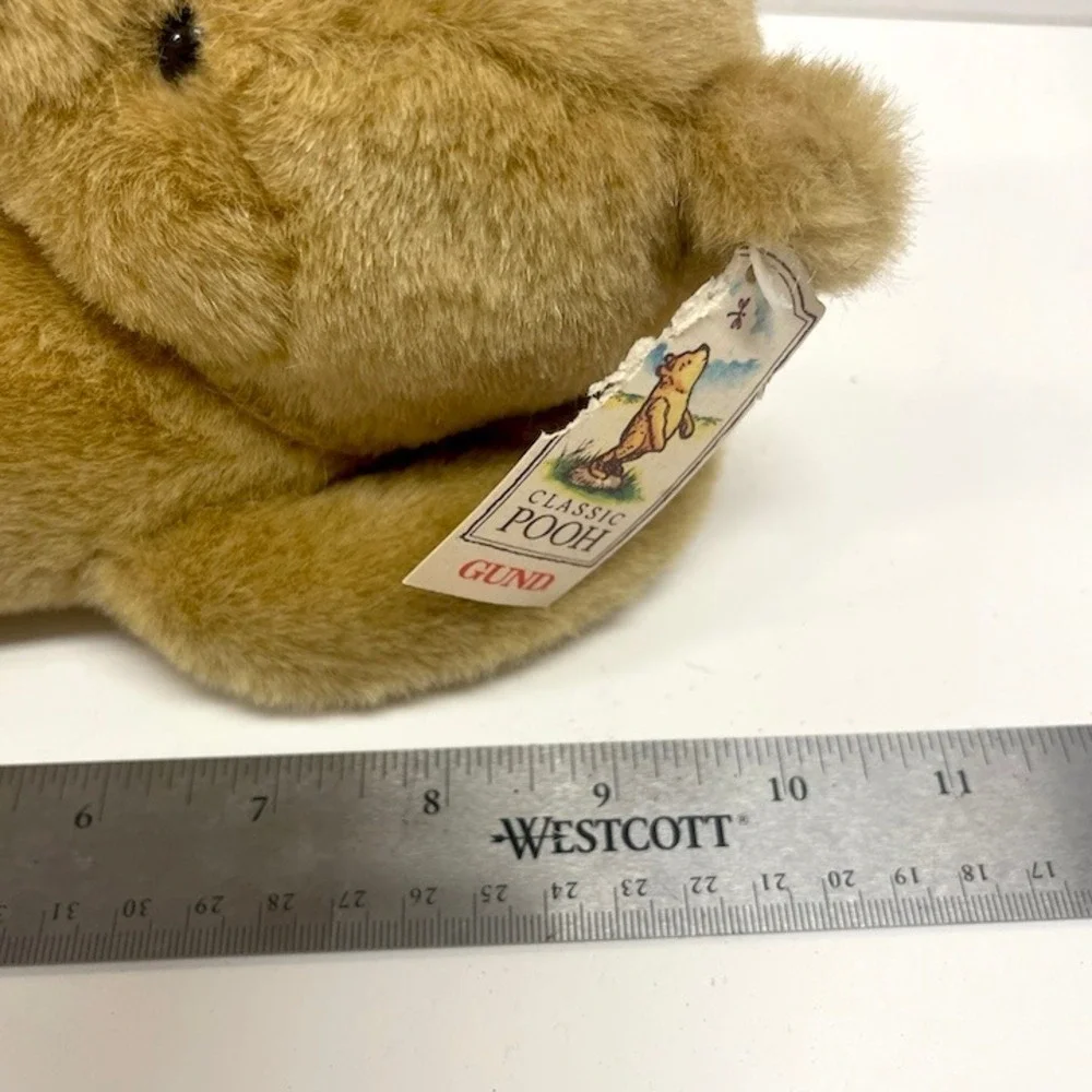 Vintage Gund Disney Classic Pooh Lying Down Bear with Bumblebee Plush